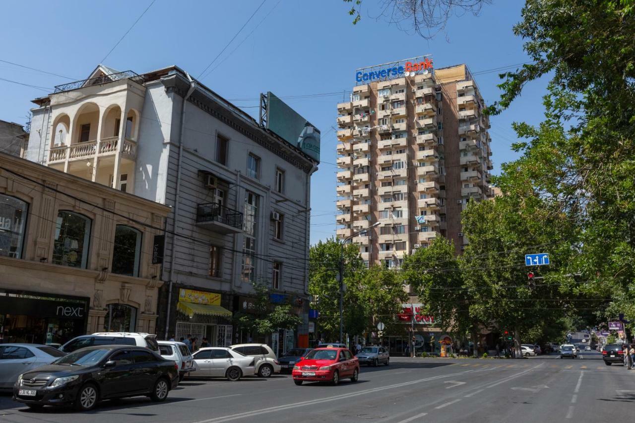 Umba Apartment N3 - Balcony And Mount Ararat View Ereván Exterior foto